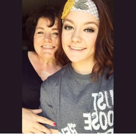 Profile Picture of Roann Mcguffin (@roannmc1313) on Poshmark