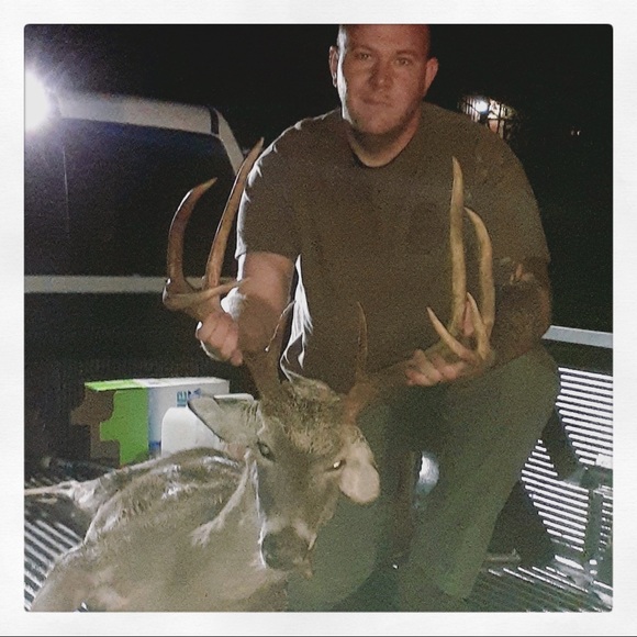 Profile Picture of Dustin Cotton (@dcotton8) on Poshmark