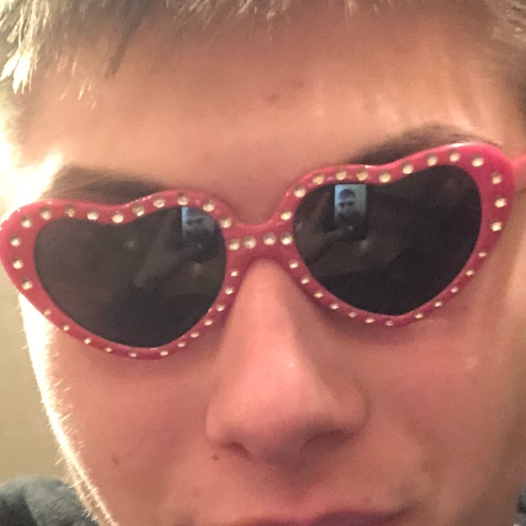 Profile Picture of Clayton Mcmenomy (@bertch) on Poshmark