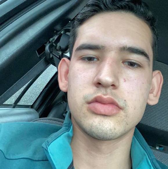 Profile Picture of Alejandro Garza (@alejandrogar838) on Poshmark