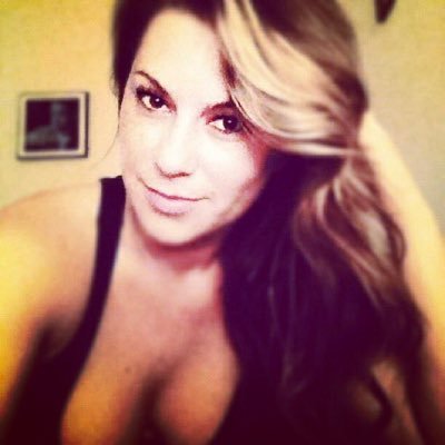 Profile Picture of Ashley Lynn Blaylock (@SweetPeaNBubba) on Twitter