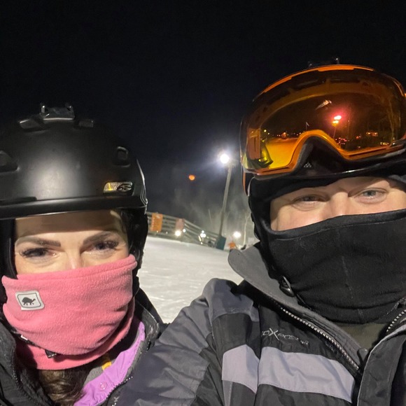 Profile Picture of Matthew Dyer (@matthew_dyer) on Poshmark