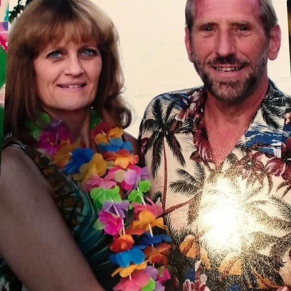 Profile Picture of Cathy Grundhoefer (@kynurse77) on Poshmark