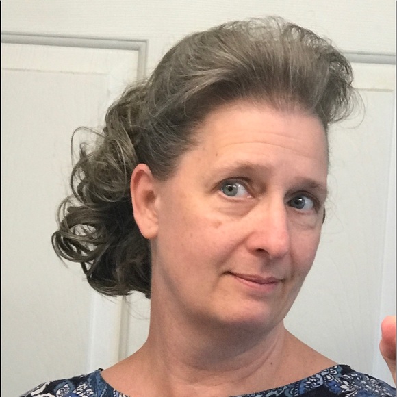 Profile Picture of Penny Spradling (@pennyspradling) on Poshmark