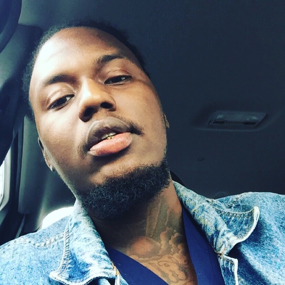 Profile Picture of Kenneth Rudolph (@kendoe737) on Poshmark