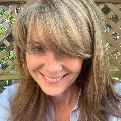 Profile Picture of Lisa Buresh (@llburesh) on Twitter