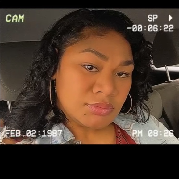 Profile Picture of Maraea Moananu (@maraeamoananu3) on Poshmark