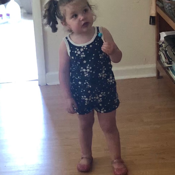 Profile Picture of Shelly Ann (@shellyker) on Poshmark