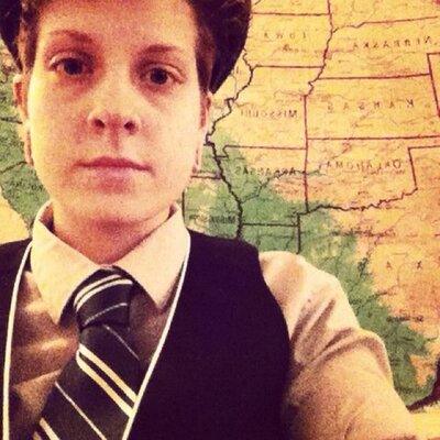 Profile Picture of Ivy Simpson (@IvyMcSpivey) on Twitter