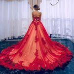 Profile Picture of Prokat platyalar(Kiraye,rent dresses) (@kiraye_prokat_platyalar) on Instagram
