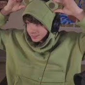 Profile Picture of Alex Honey (@alexhoney896) on Youtube