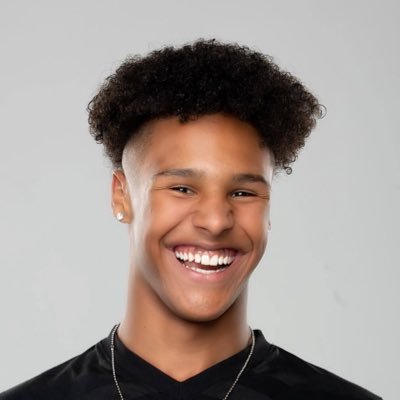 Profile Picture of Amari Smith (@AmariCaron) on Twitter