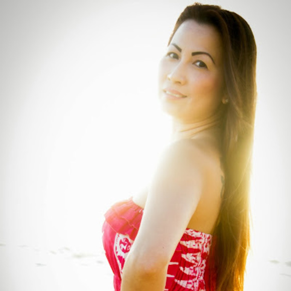 Profile Picture of Trucly Nguyen (@trucly30) on Poshmark