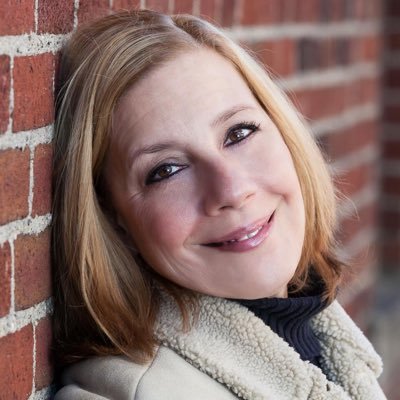 Profile Picture of Vicki Powers (@aerogirl78) on Twitter
