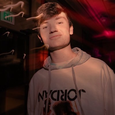 Profile Picture of Daniel (@DanielNeuhoff) on Twitter