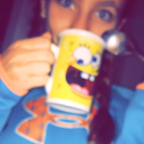 Profile Picture of Hannah Poskin (@hannah_p1011) on Poshmark