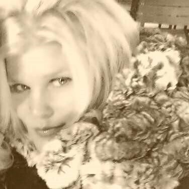 Profile Picture of Jennifer Saccone (@ovierules8) on Twitter