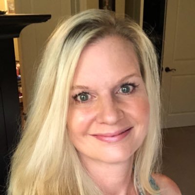 Profile Picture of Anne Daniels (@adaniels525) on Twitter