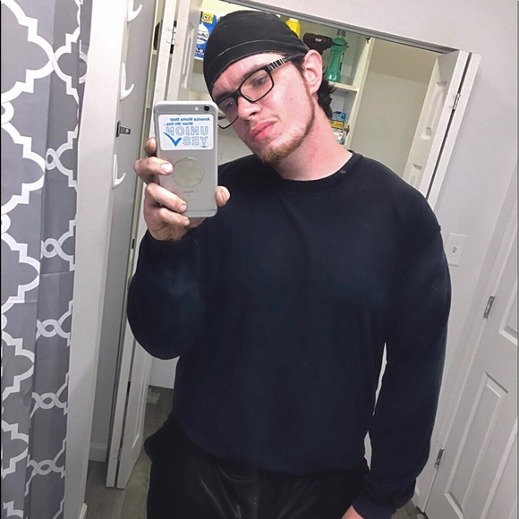 Profile Picture of Greg Craig (@ayogreg94) on Poshmark