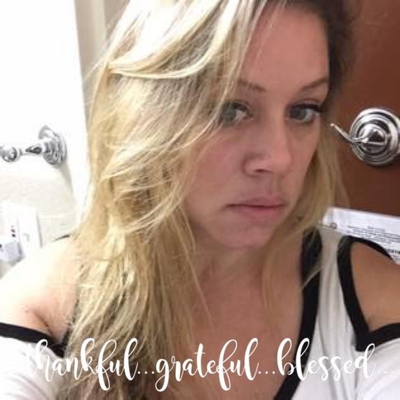 Profile Picture of Christina Perrino (@rosetina) on Poshmark