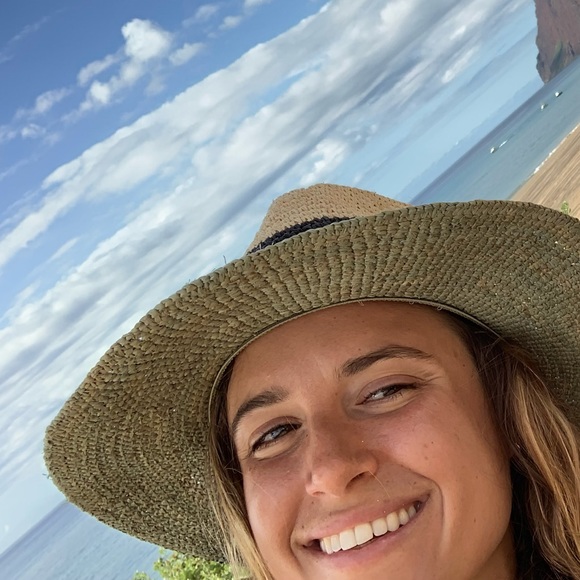 Profile Picture of Sophie Altchek (@saltx) on Poshmark