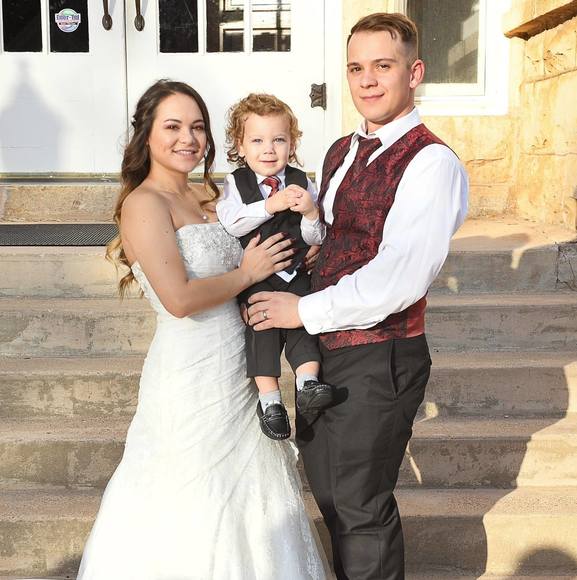 Profile Picture of Samantha Farnham (@samanthaf1446) on Poshmark