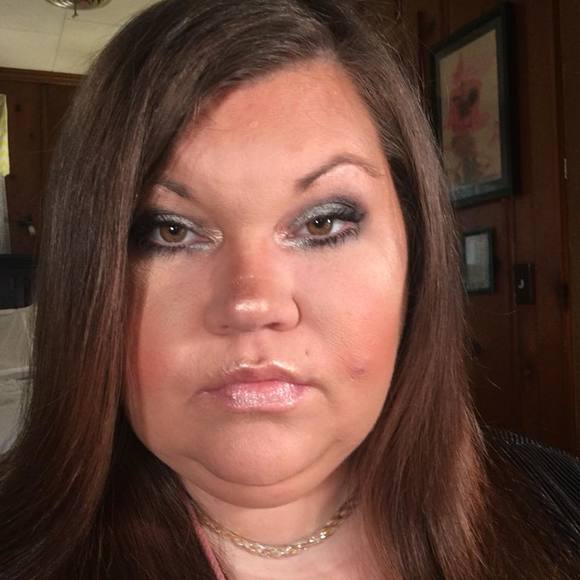 Profile Picture of Erica Gabler-spears (@ericagabler) on Poshmark
