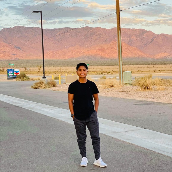 Profile Picture of Kimberly oconnor Carmina figuracion (@mskim86_) on Poshmark