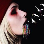 Profile Picture of Carla Santina (@lemonsqueeze101) on Instagram