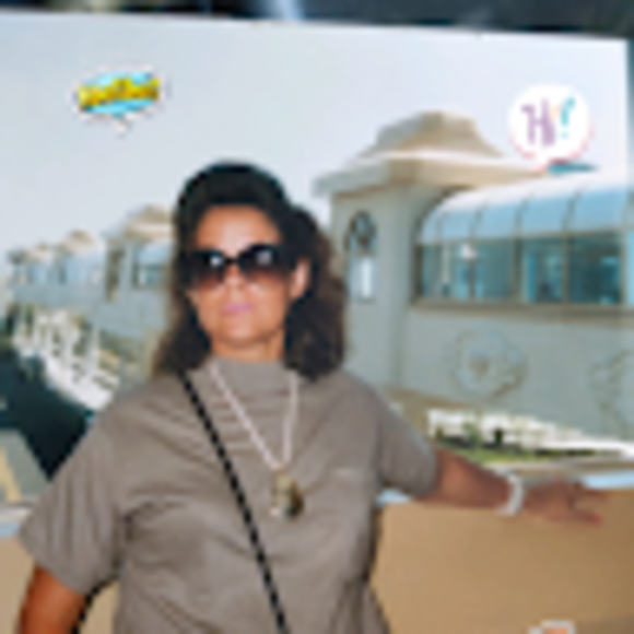 Profile Picture of Mena Pezzullo (@filo2581) on Poshmark