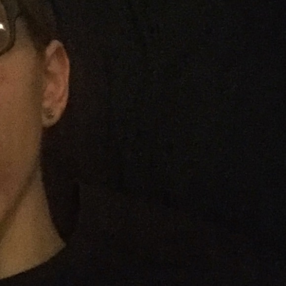 Profile Picture of Jesse Drath (@jessedrath) on Poshmark