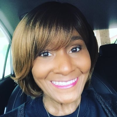 Profile Picture of Sabrina Oliver (@mizcombs09) on Twitter