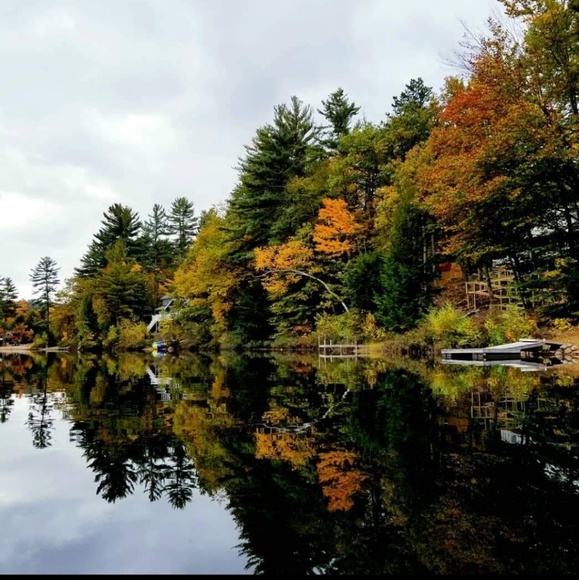 Profile Picture of Magen Jaffarian (@magenmj) on Poshmark