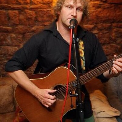 Profile Picture of Craig Papworth (@@craigliveUK) on Twitter