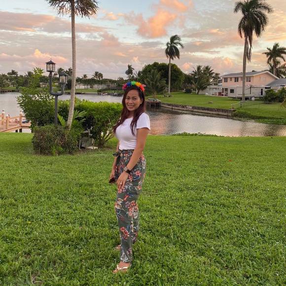 Profile Picture of Jheralden Borowka (@jhejon) on Poshmark