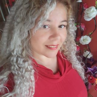 Profile Picture of Ica Albu (@ica.spalatelu) on Facebook