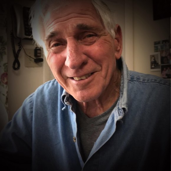 Profile Picture of Correll Smith (@correllsmith07) on Poshmark