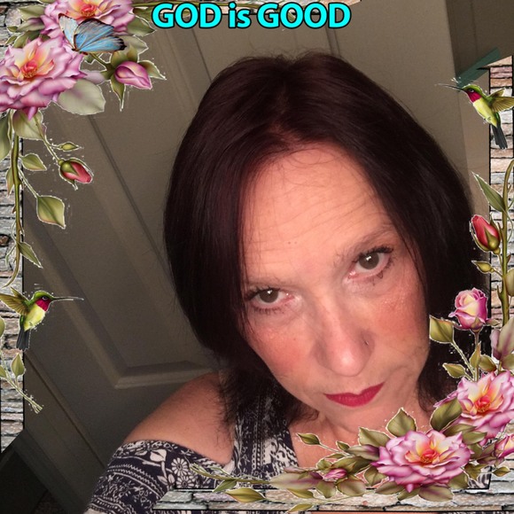 Profile Picture of Tammy Yonker (@tamiann1965) on Poshmark