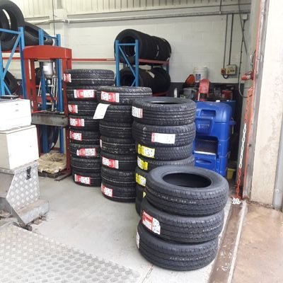 Profile Picture of Robert Spike Yosser Hughes (@MyAccou02522494) on Twitter