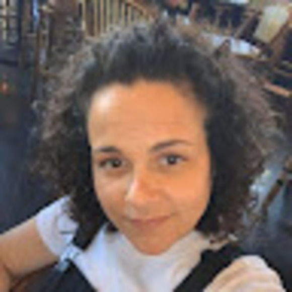Profile Picture of Amy Lopiccolo (@amylopiccolo123) on Poshmark