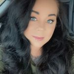 Profile Picture of Renee Alexander (@thechampteacher) on Instagram