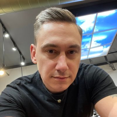 Profile Picture of Jason Squires (@BarberSquires) on Twitter