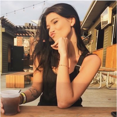 Profile Picture of Abbey Rhode (@ahhhbigail) on Twitter