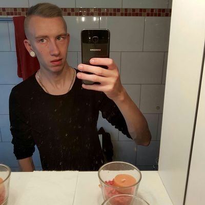 Profile Picture of Dustin Van Gaul (@DustinStifler) on Twitter