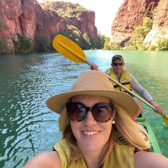 Profile Picture of Ali Clausen (@aliclausen) on Poshmark