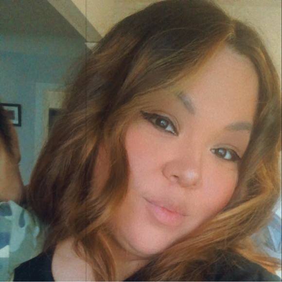 Profile Picture of Jerilynn Webster (@jerilynnwebster) on Poshmark