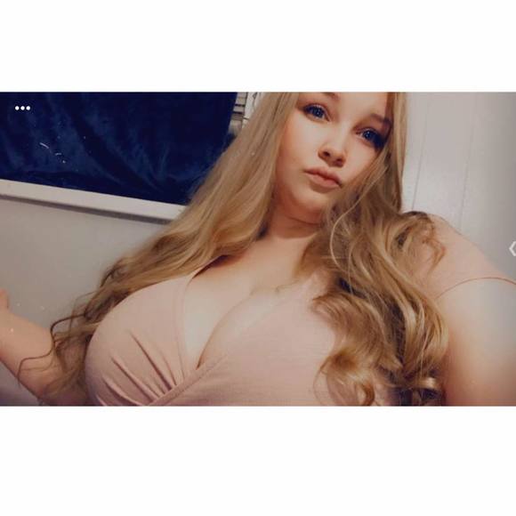 Profile Picture of Jessica Olbrantz (@olbrantzj) on Poshmark