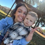 Profile Picture of Danielle Hennessy (@danielle.hennessy.925) on Facebook