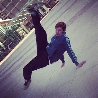 Profile Picture of Bert Collins (@Sin_Tha_Saviour) on Twitter