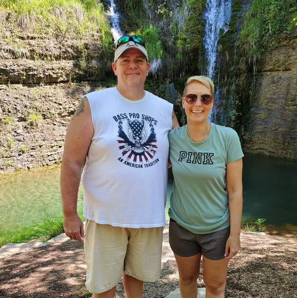 Profile Picture of Wendy Loding (@loding) on Poshmark